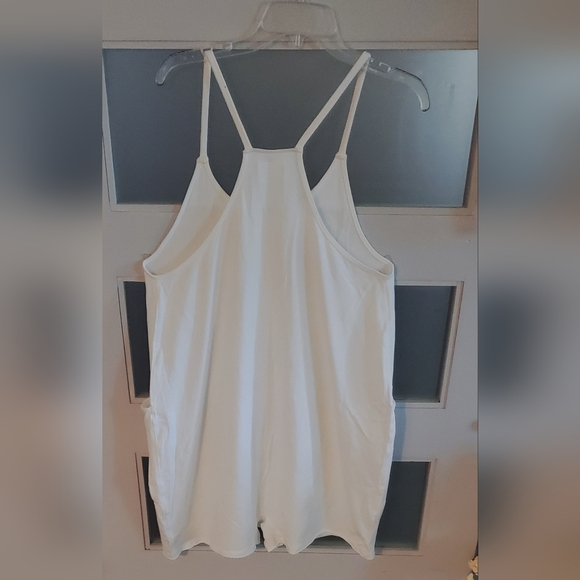 Free Movement romper - Picture 2 of 3